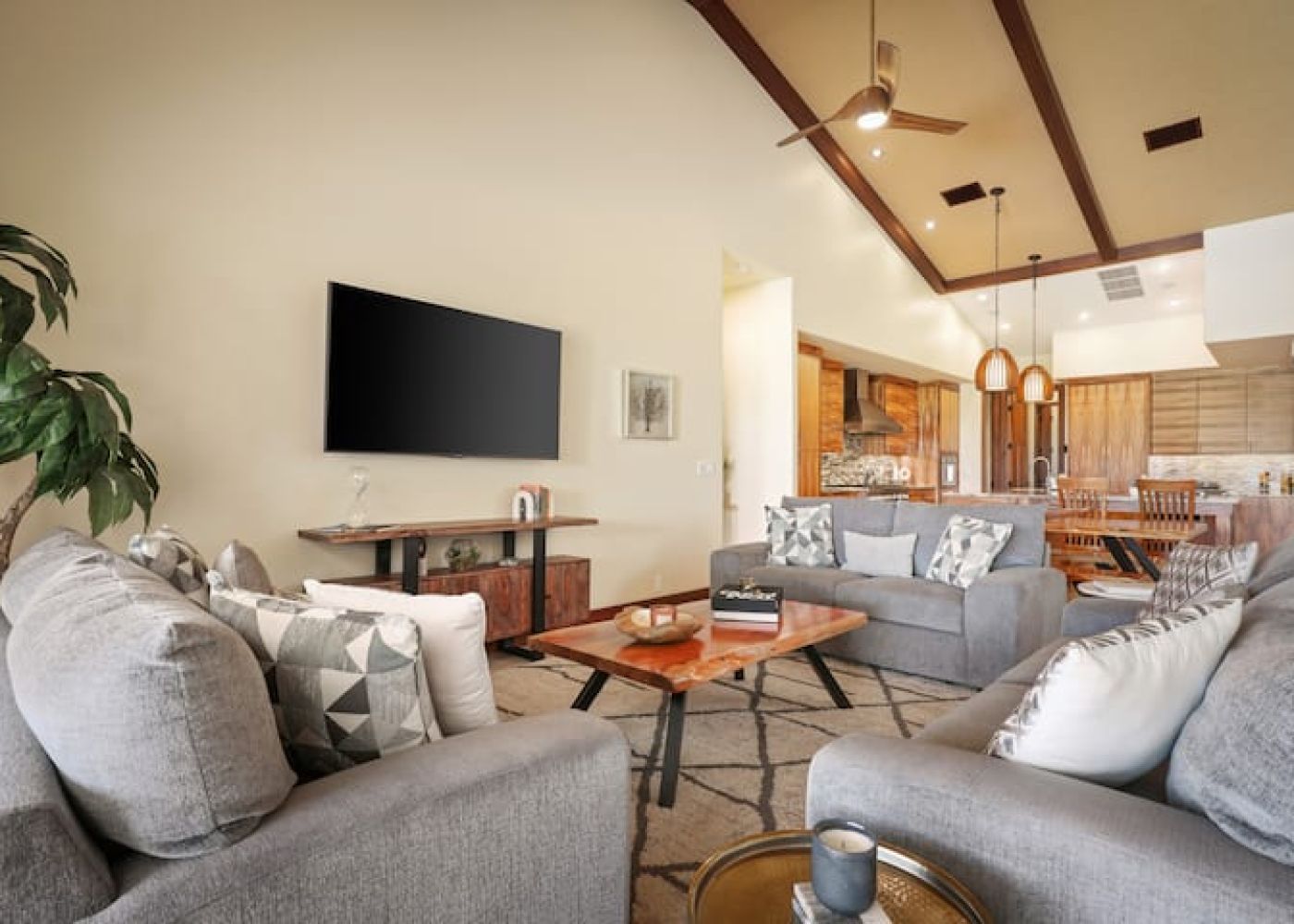 85b109f3 4713 4dad b27e edeb32a49a6b 2 636cb9fa