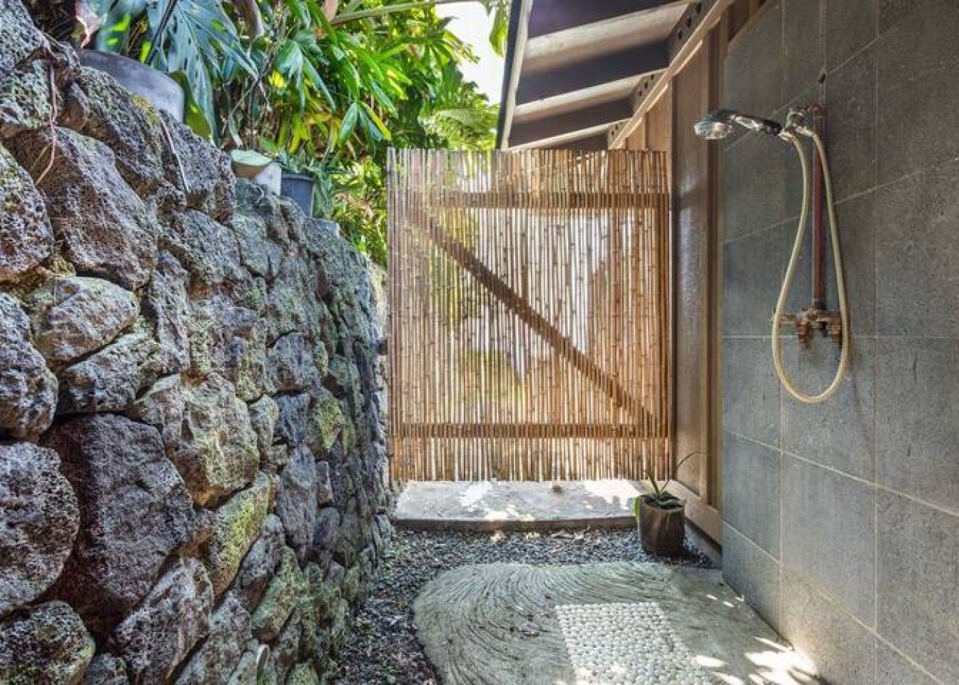 dbf2facb 77c7 4ea7 a64a 145b1a3162cd 1 95836e6e